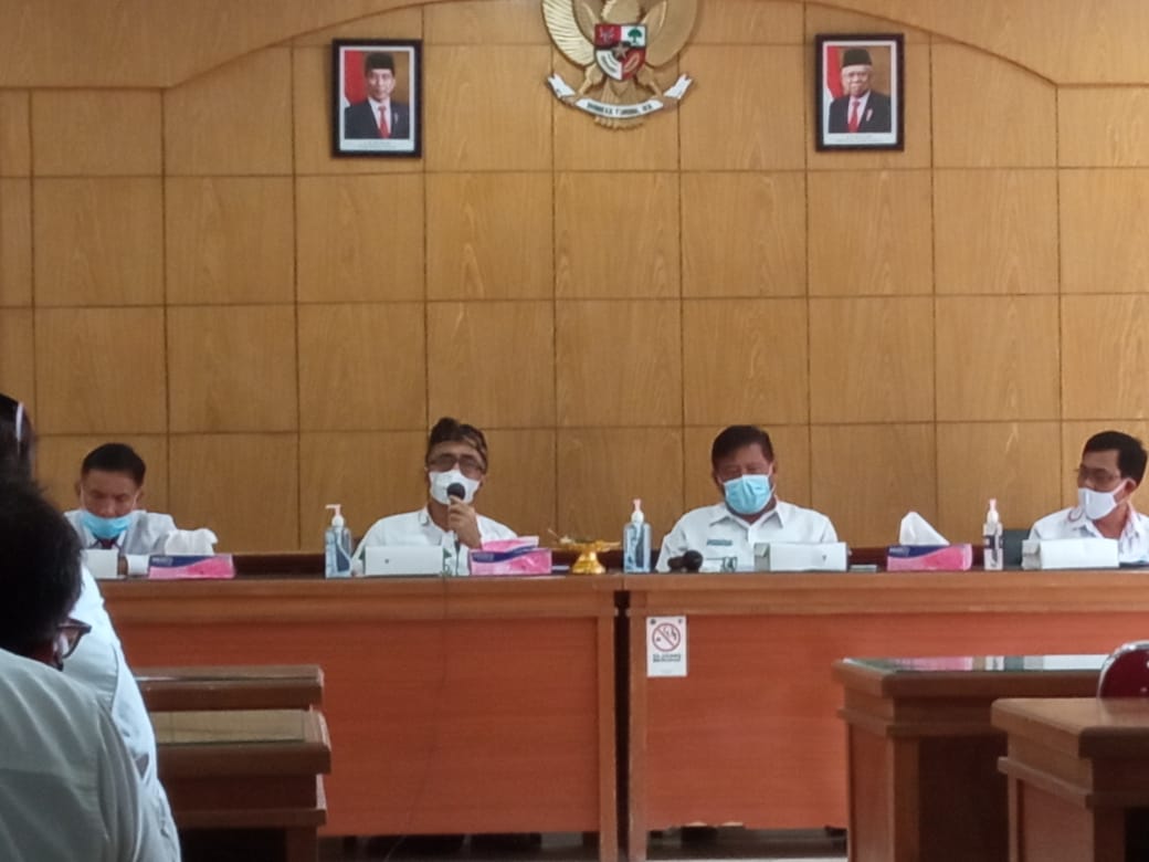 MENYAMBUT KUNJUNGAN KERJA WALIKOTA 